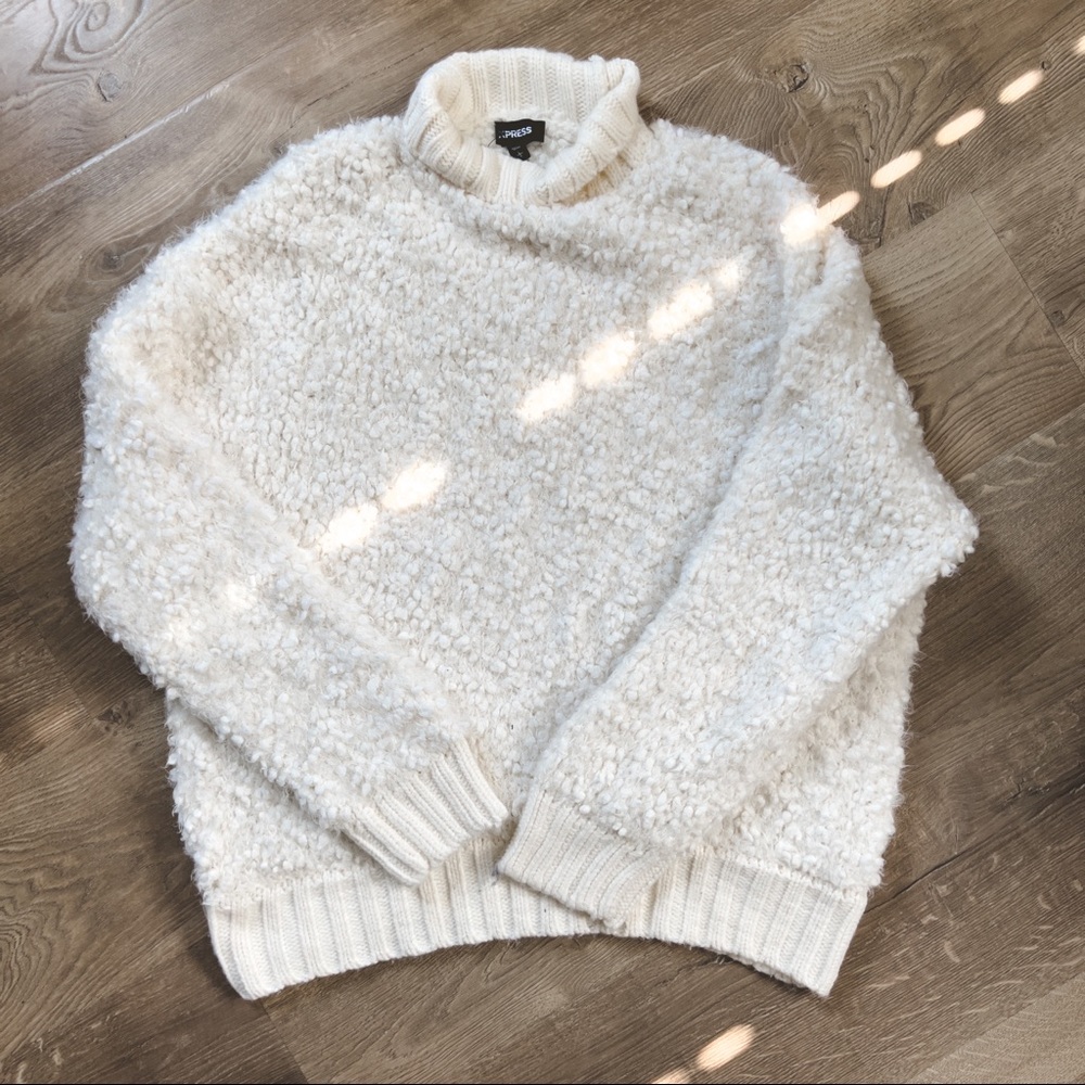 Express Sweater - Picture 4 of 6